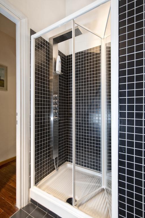 Fontana De Trevi Apartment Рим Стая снимка