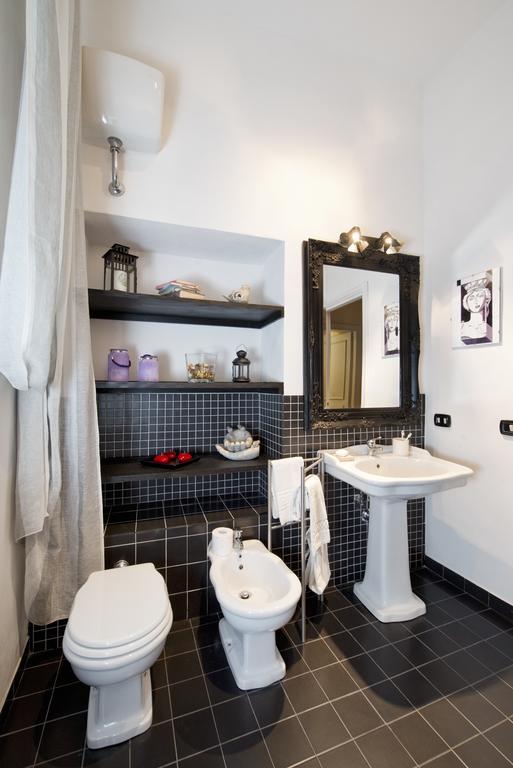 Fontana De Trevi Apartment Рим Стая снимка