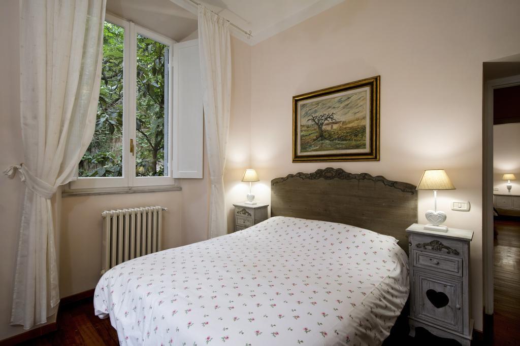 Fontana De Trevi Apartment Рим Стая снимка